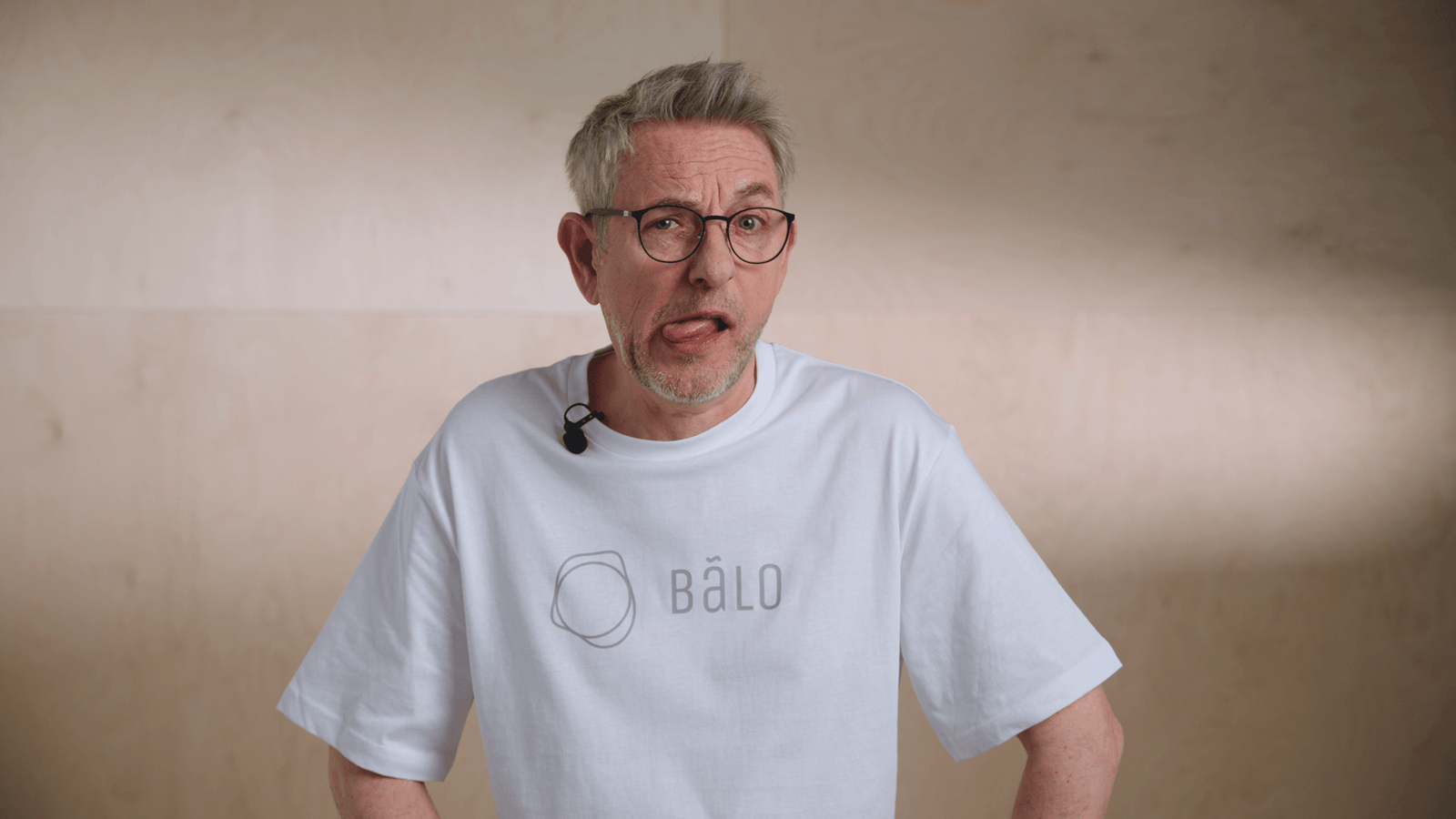 Pratimai taisyklingai liežuvio galiuko padėčiai